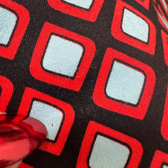 St. John Collection Red Blue Lattice Geometric Print Skinny Leg Ankle Pants 2 - Picture 10 of 15